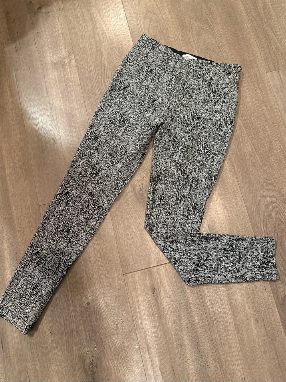 Calvin Klein Black & Gray Textured Jeggings